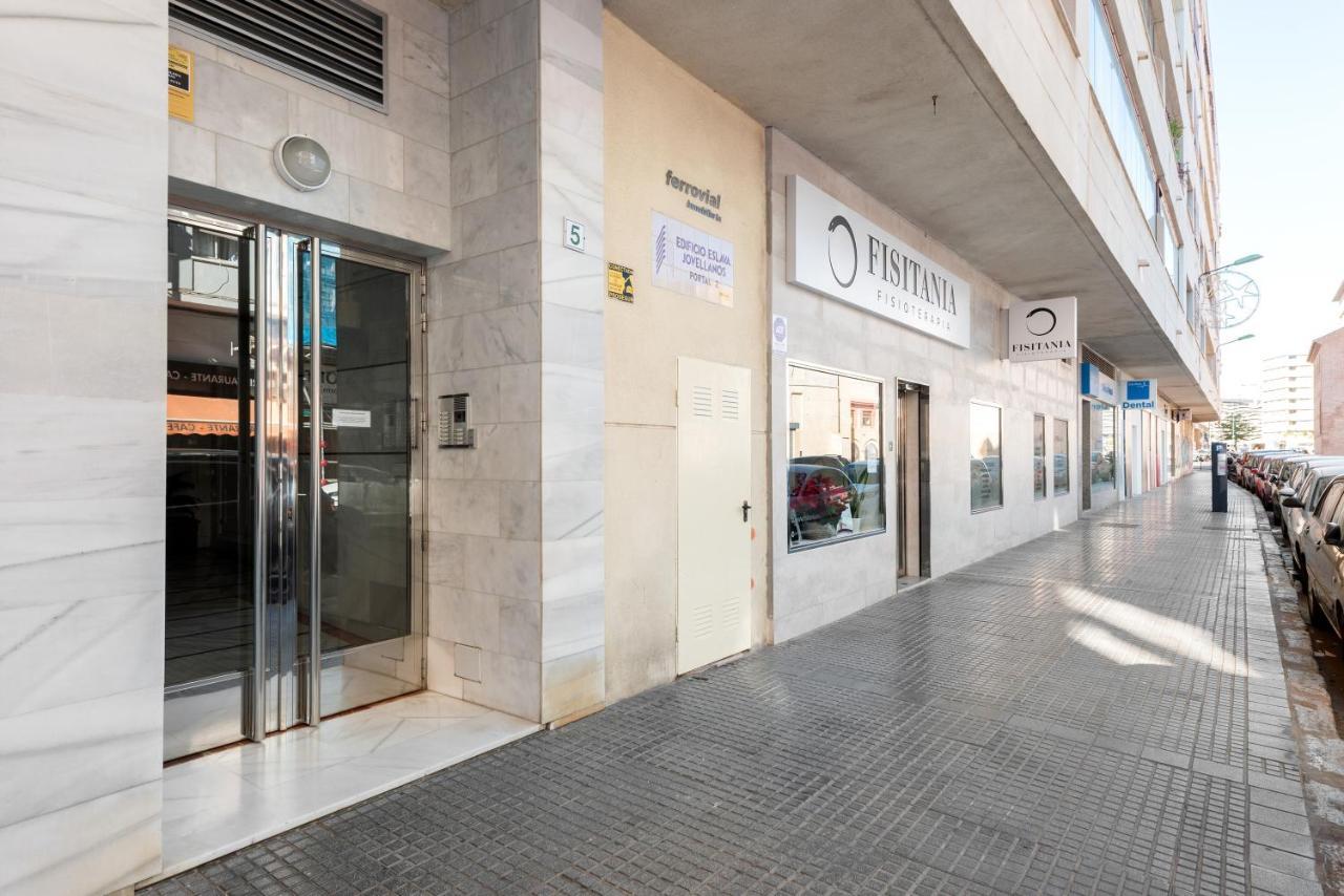Carmen Estacion Appartement Málaga Buitenkant foto