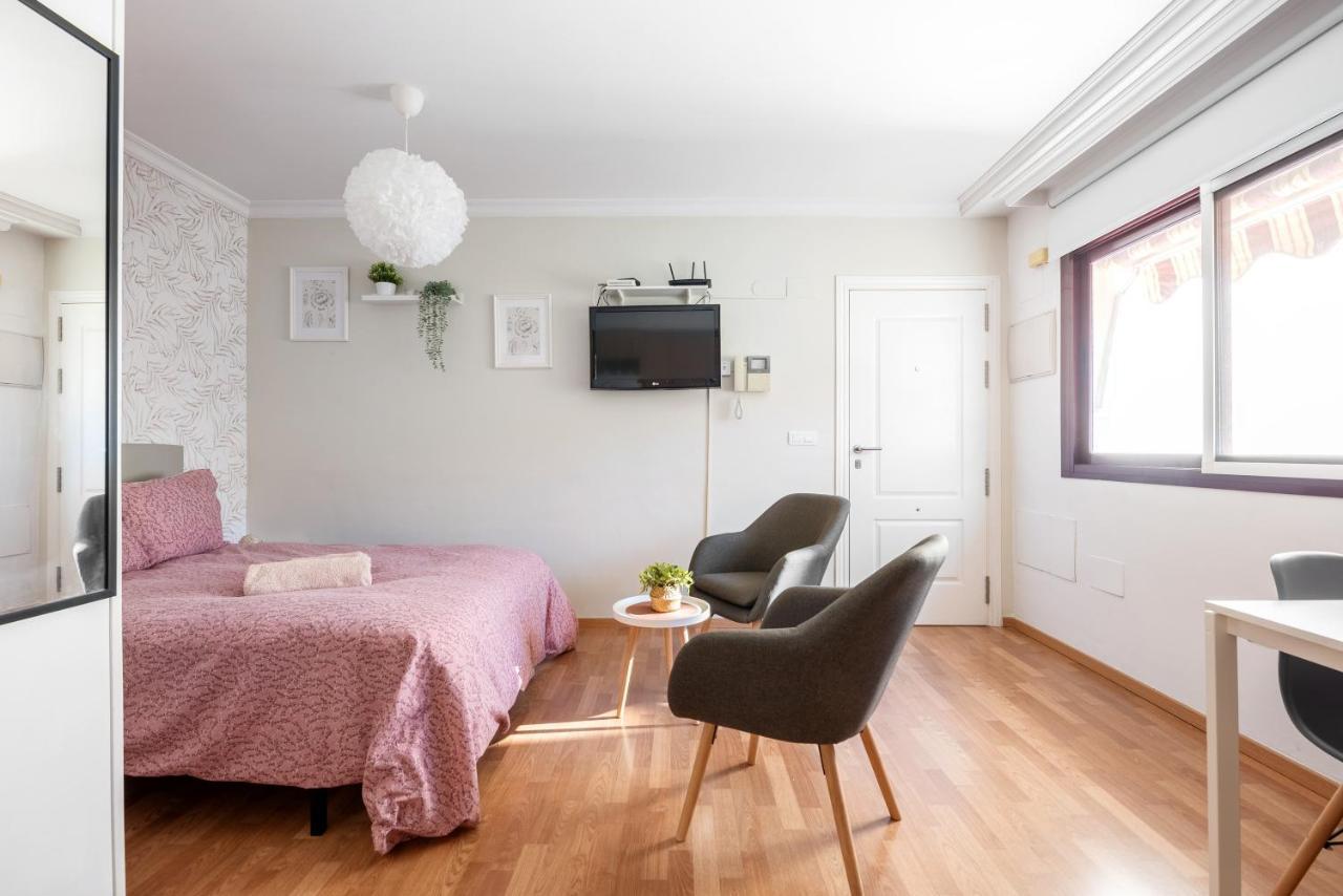 Carmen Estacion Appartement Málaga Buitenkant foto